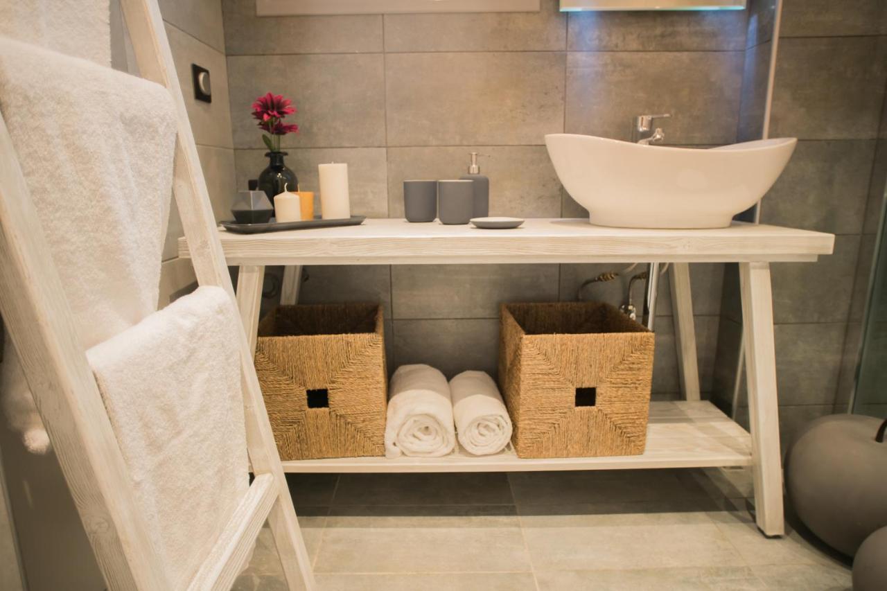 Athenian Living Suites Екстериор снимка